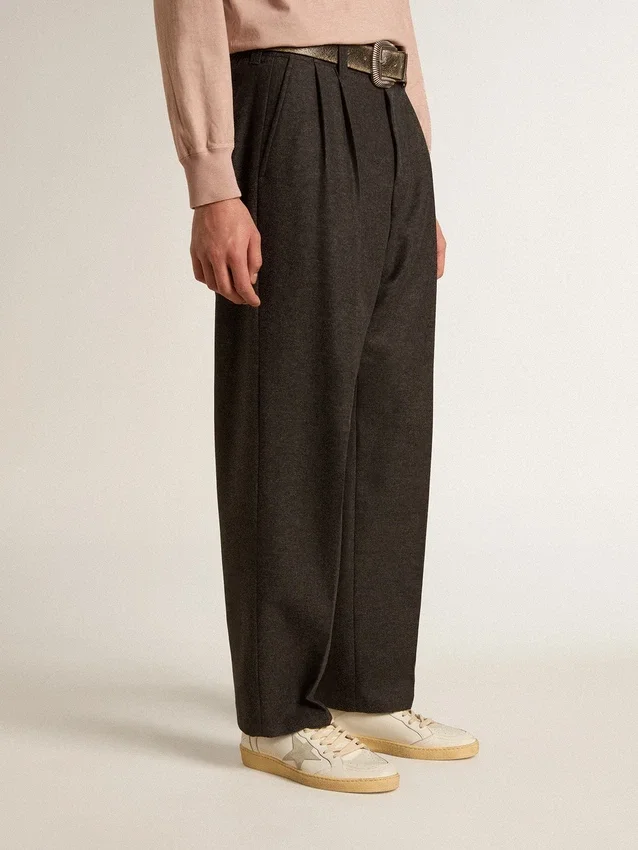 Ball Star avec étoile en daim gris glacé et languette de talon en cuir bleu