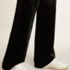 Ball Star avec étoile en daim gris glacé et languette de talon en cuir noir brillant