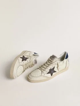 Ball Star avec étoile noire et languette de talon en daim bleu