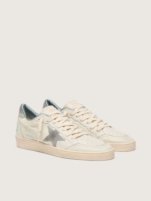 Ball Star en cuir nappa avec étoile et languette au talon en daim gris