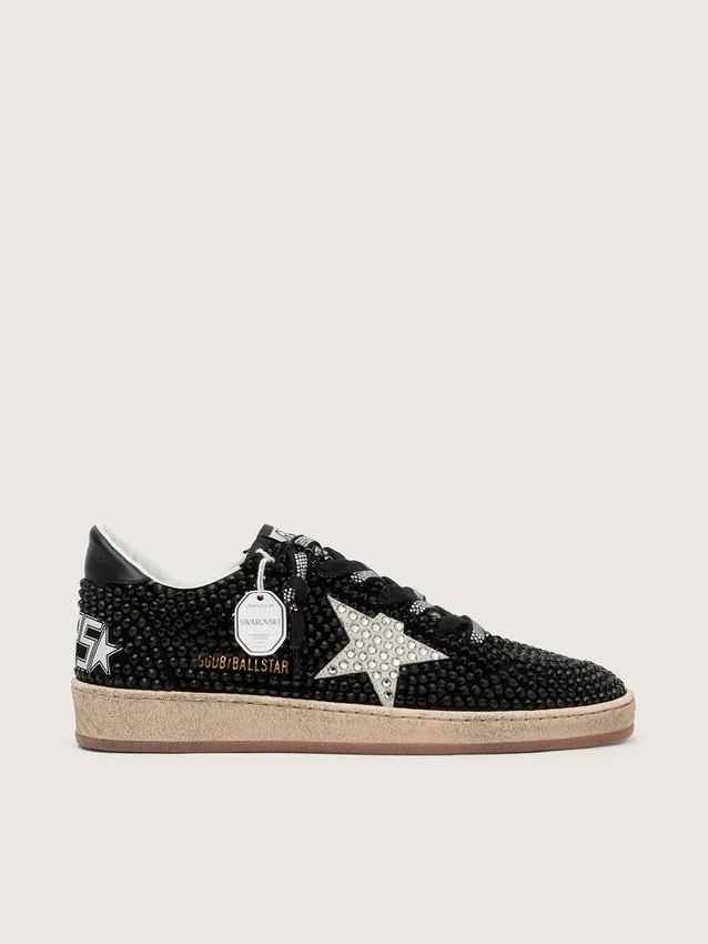Ball Star en daim noir avec étoile blanche et cristaux Swarovski