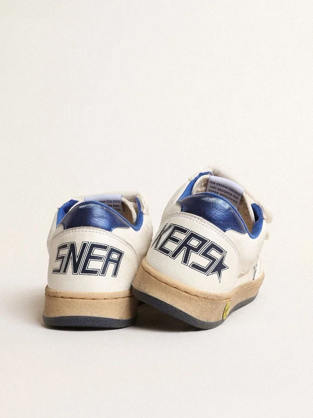 Ball Star Junior avec étoile en cuir métallisé bleu et languette au talon
