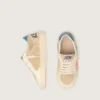 Ball Star Junior en daim beige avec étoile rouge et languette de talon bleu clair