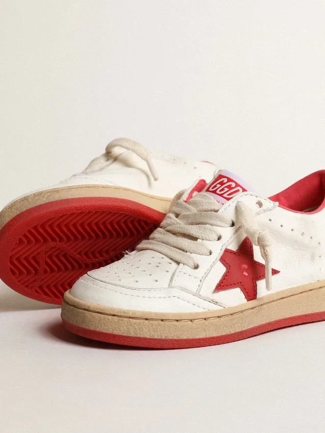 Ball Star Junior en nappa avec étoile et languette au talon en cuir rouge