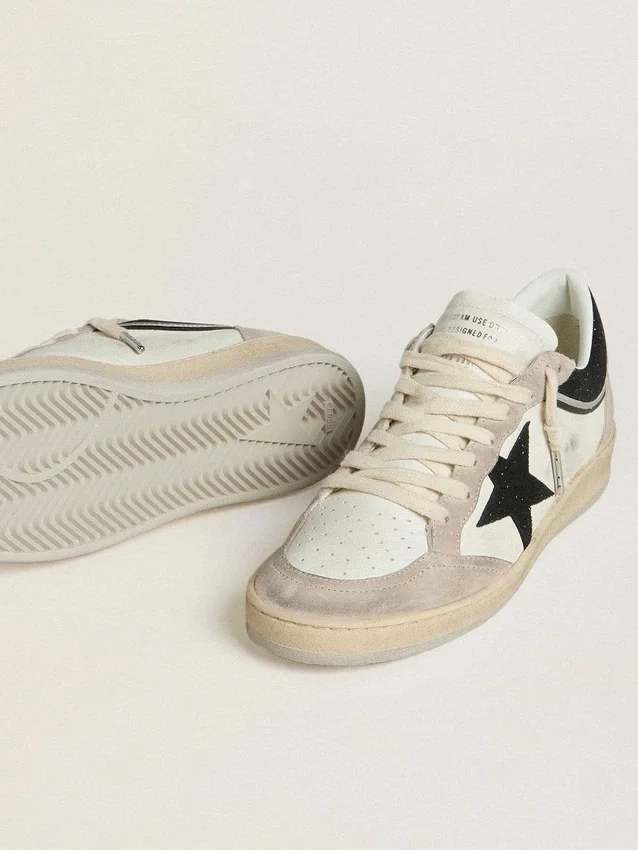 Ball Star LTD pour femme en cuir nappa avec étoile en cristal noir et empiècements en daim beige