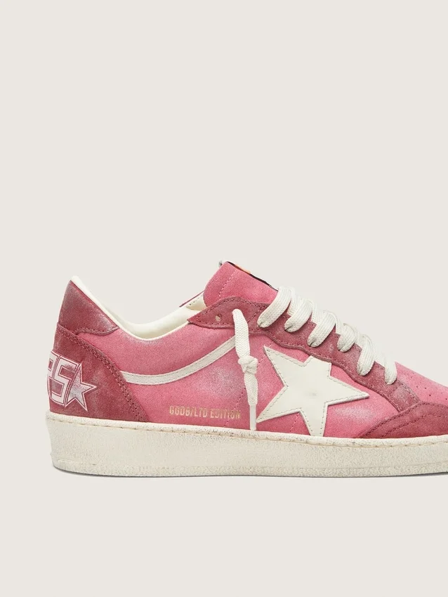 Ball Star LTD pour femme en daim rose avec étoile en cuir crème et empiècements en daim rouge