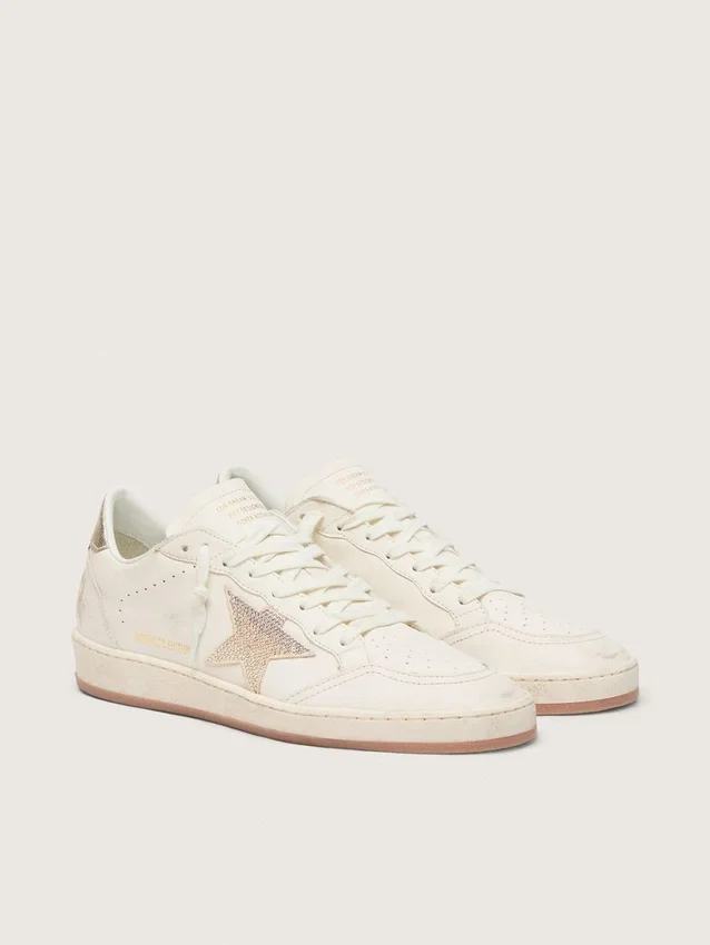 Ball Star pour femme en cuir blanc avec étoile en cristal et languette métallique au talon