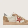 Ball Star pour femme en cuir crème avec étoile en cuir rouge brique et empiècements en daim