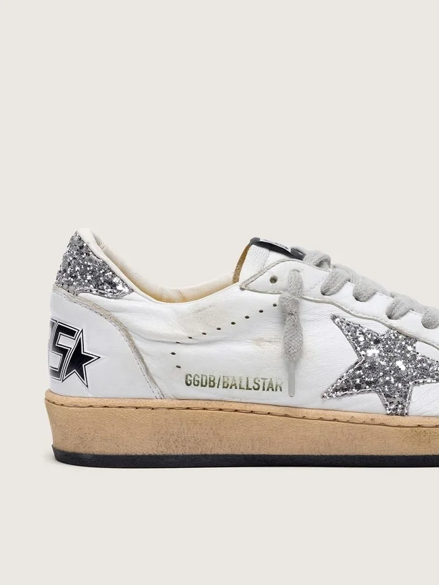 Ball Star pour femme en cuir nappa avec étoile pailletée argentée et languette au talon