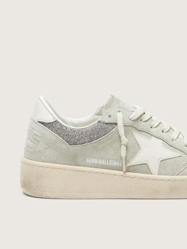 Ball Star pour femme en daim gris clair avec étoile et empiècements pailletés