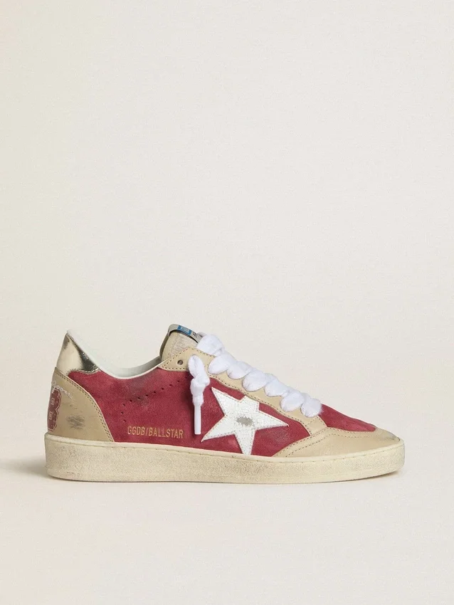 Ball Star pour femme en daim rouge avec étoile en daim craquelé blanc et languette de talon en cuir platine