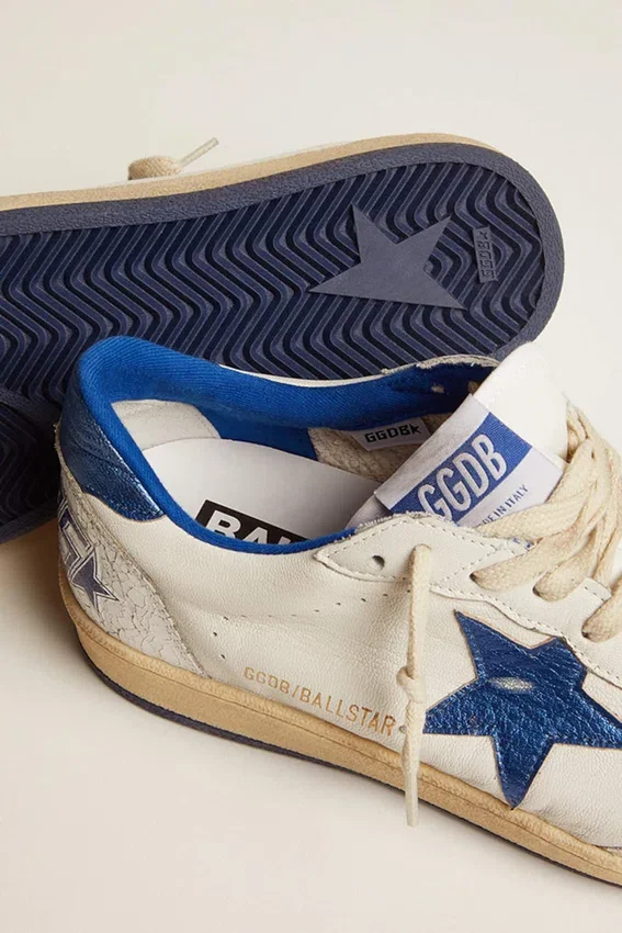 Ball Star pour femme en nappa blanc avec étoile et languette au talon en cuir métallisé bleu vif