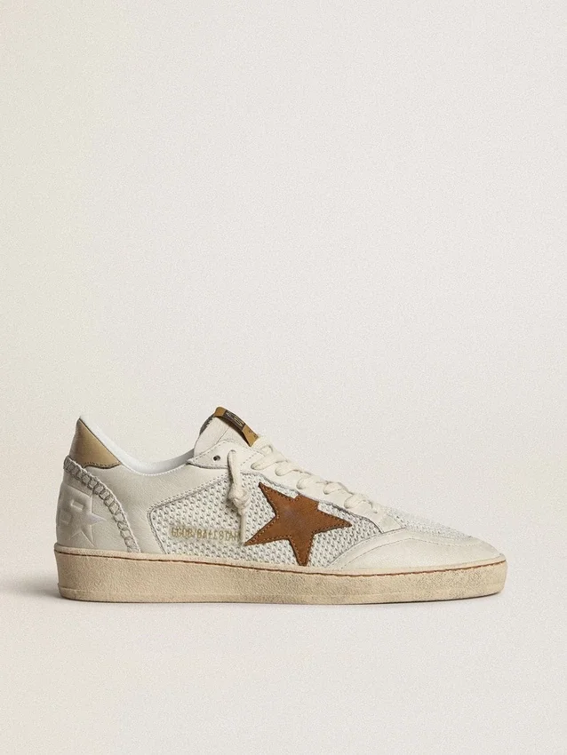 Ball Star pour femme en nappa blanc et maille, avec étoile en nubuck couleur tabac et languette de talon beige