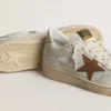Ball Star pour femme en nappa blanc et maille, avec étoile en nubuck couleur tabac et languette de talon beige