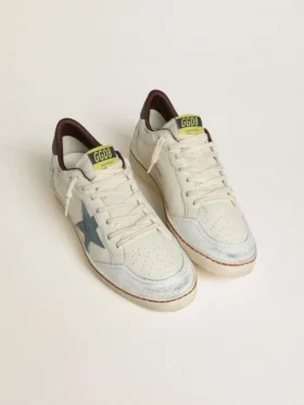 Ball Star pour homme en cuir blanc avec étoile en daim bleu clair et languette de talon en nubuck marron
