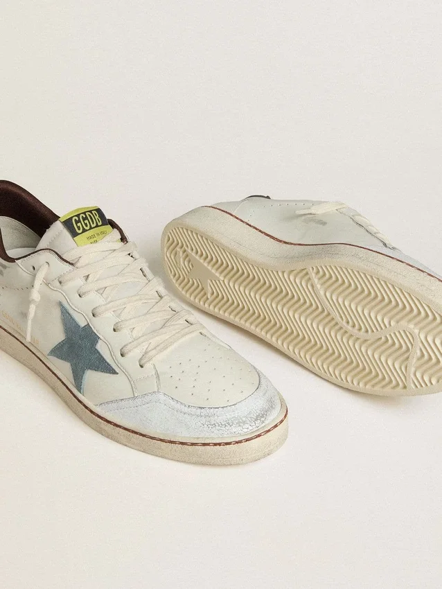 Ball Star pour homme en cuir blanc avec étoile en daim bleu clair et languette de talon en nubuck marron