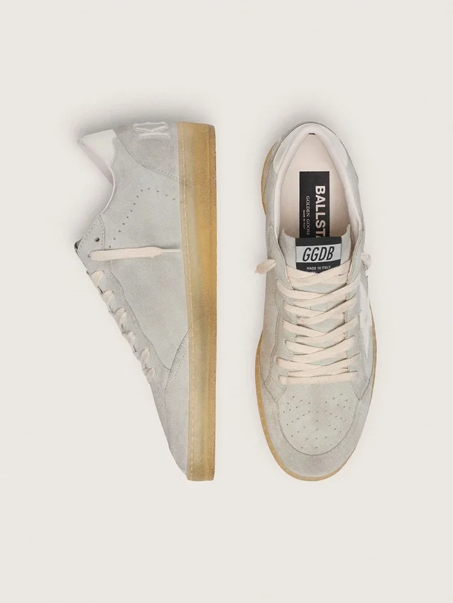 Ball Star pour homme en daim gris clair avec étoile en cuir blanc