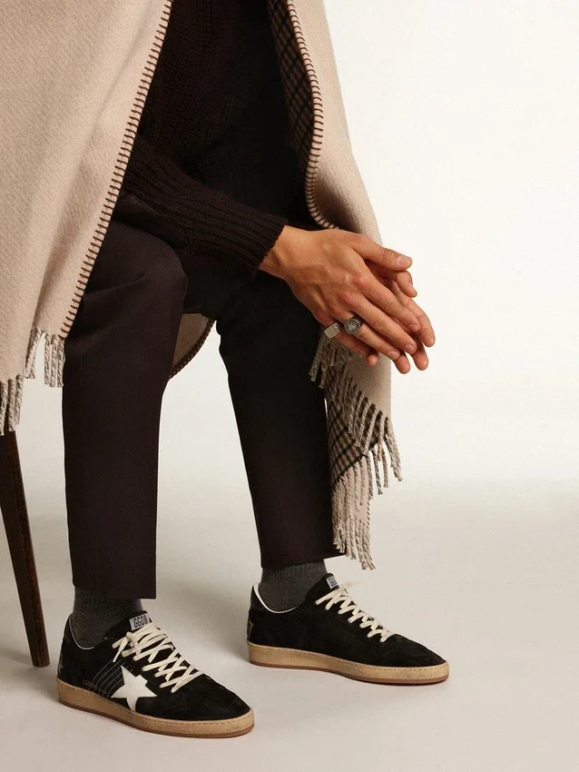 Ball Star pour homme en daim noir avec étoile en cuir blanc