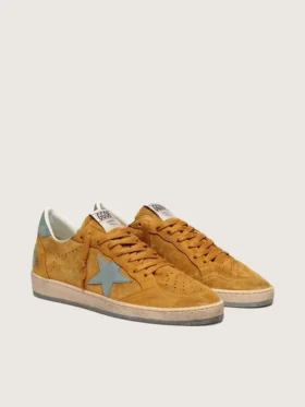 Ball Star pour homme en daim ocre avec étoile en cuir et languette de talon en daim bleu clair
