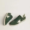 Ball Star pour homme en daim vert avec étoile et languette au talon en cuir blanc
