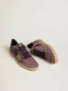 Ball Star pour homme en daim violet avec étoile ornée de clous argentés et languette de talon « naplak » noire