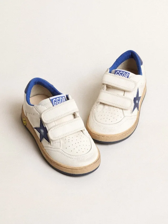 Ball Star Young avec étoile en cuir bleu métallisé et languette au talon