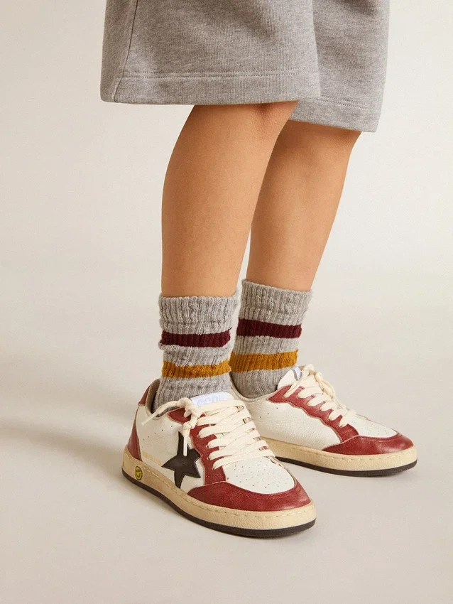 Ball Star Young en cuir nappa avec étoile noire et empiècements en cuir rouge