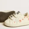 Baskets pour bébé en cuir nappa avec motif de roses roses et étoile en daim blanc
