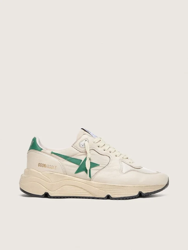Baskets pour femme à Running Sole en nylon crème et cuir, ornées d’une étoile en cuir vert