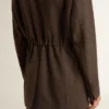 Blazer femme à double boutonnage en laine marron foncé à fines rayures