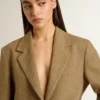 Blazer femme à simple boutonnage en chevrons couleur sable
