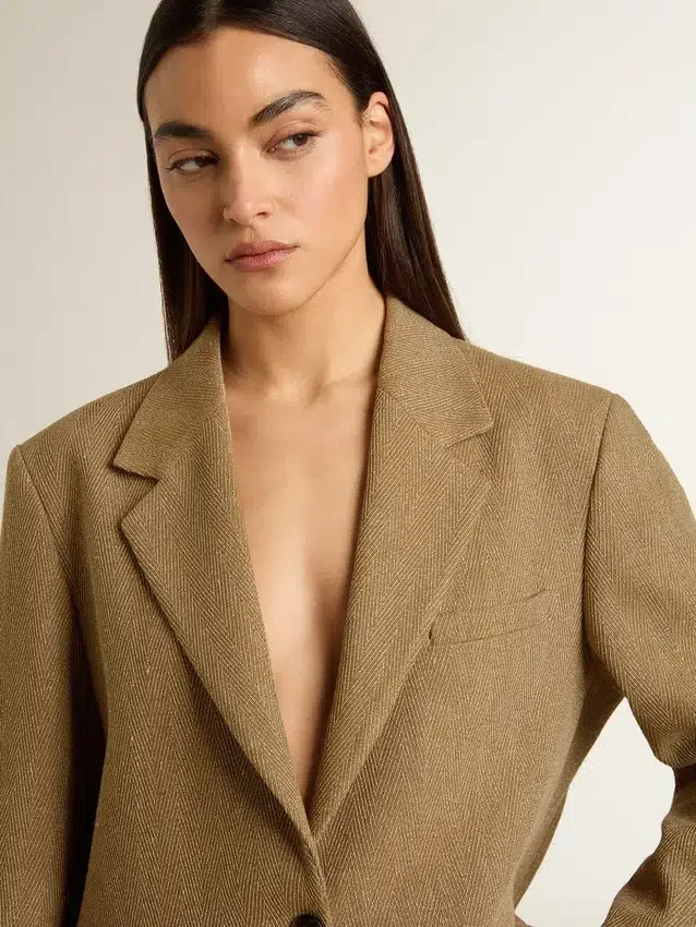 Blazer femme à simple boutonnage en chevrons couleur sable