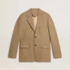 Blazer homme à simple boutonnage en mélange de lin à motif chevrons couleur sable.