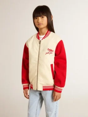 Blouson aviateur pour enfant en coton beige et rouge avec broderie sur la poitrine