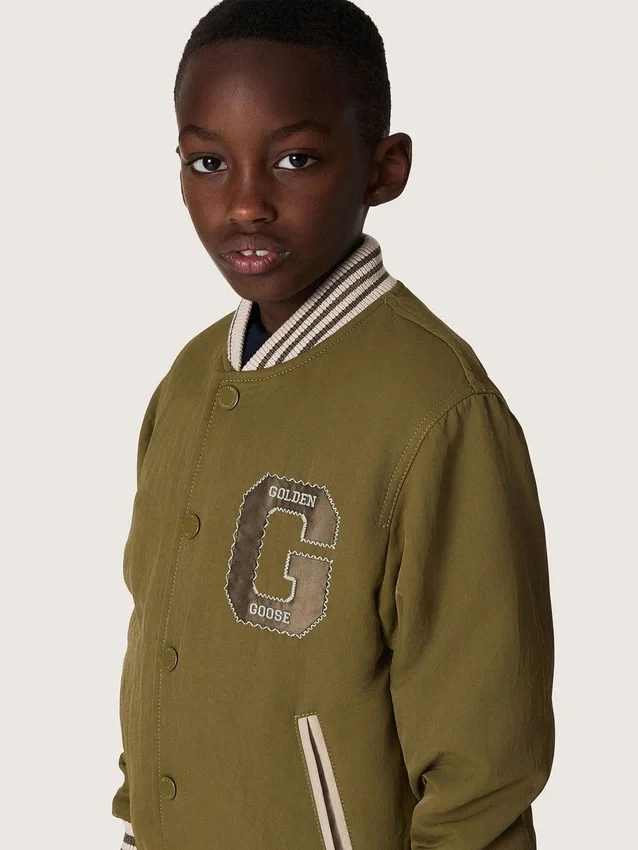 Blouson aviateur unisexe Journey en sergé de nylon vert militaire avec écusson brodé