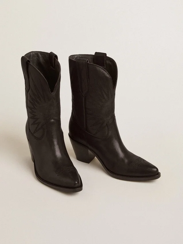 Bottes basses Wish Star en cuir noir avec étoile incrustée ton sur ton