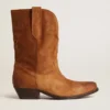 Bottes basses Wish Star en daim couleur cognac avec étoile incrustée