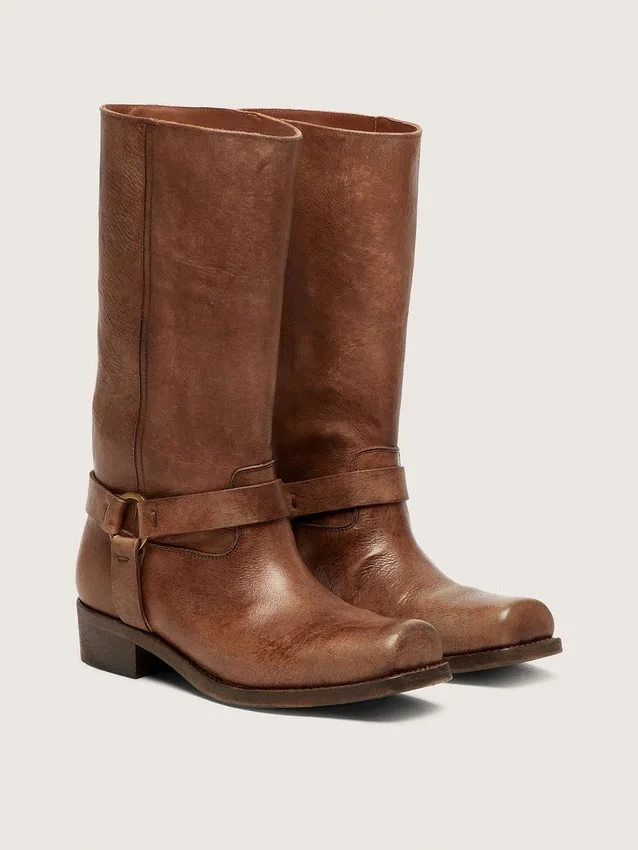 Bottes motardes hautes pour femme en cuir marron avec bride et boucle couleur or antique