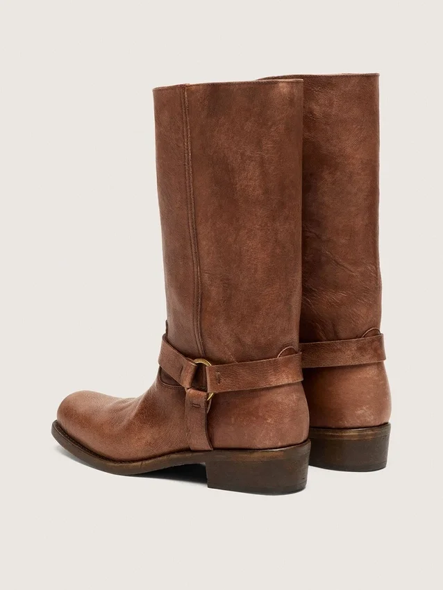 Bottes motardes hautes pour femme en cuir marron avec bride et boucle couleur or antique