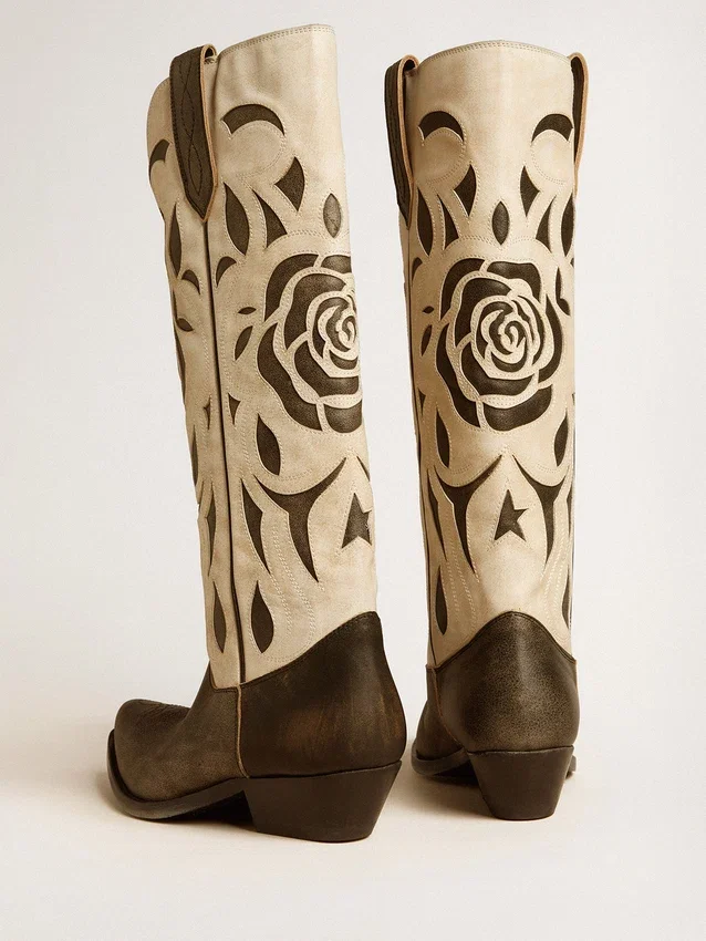 Bottes Wish Star en cuir noir et blanc avec incrustations de roses et d’étoiles