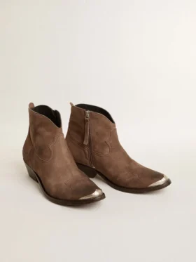 Bottes Young en daim marron foncé
