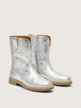 Bottes Young Wish en cuir métallisé argenté avec broderie en forme d’étoile