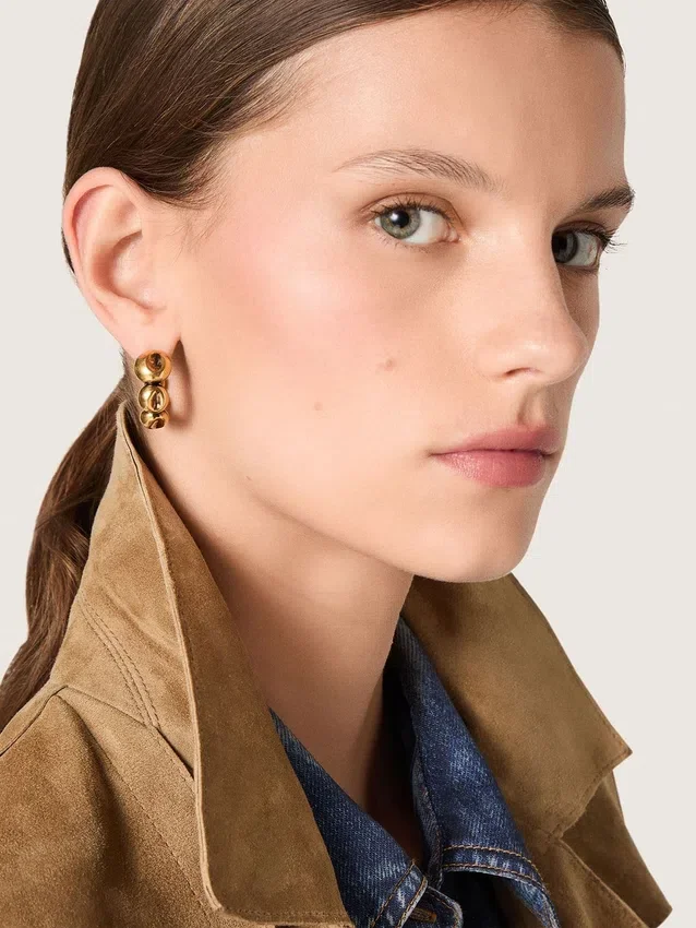 Boucles d’oreilles créoles avec clous de couleur or antique