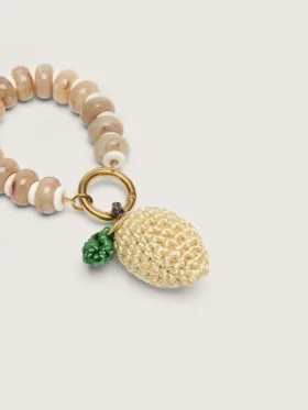 Breloque citron en crochet de coton avec chaîne de perles