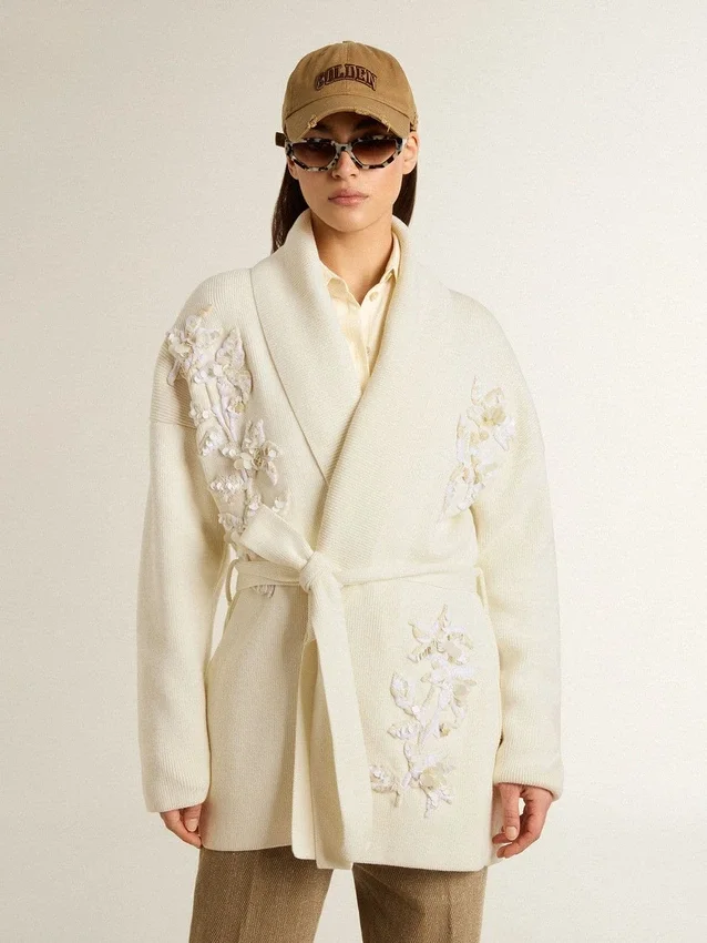 Cardigan en coton couleur crème pour femme avec broderies florales