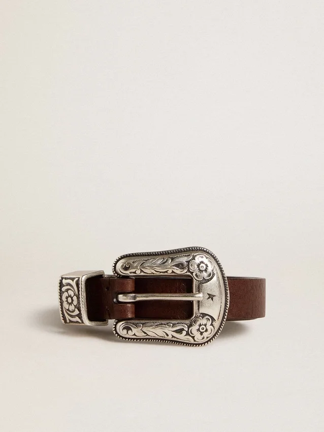 Ceinture en cuir marron foncé pour femme avec boucle argentée décorée