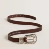 Ceinture en cuir marron foncé pour femme avec boucle argentée décorée