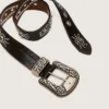 Ceinture en dentelle de cuir délavé couleur beige, avec clous et incrustations
