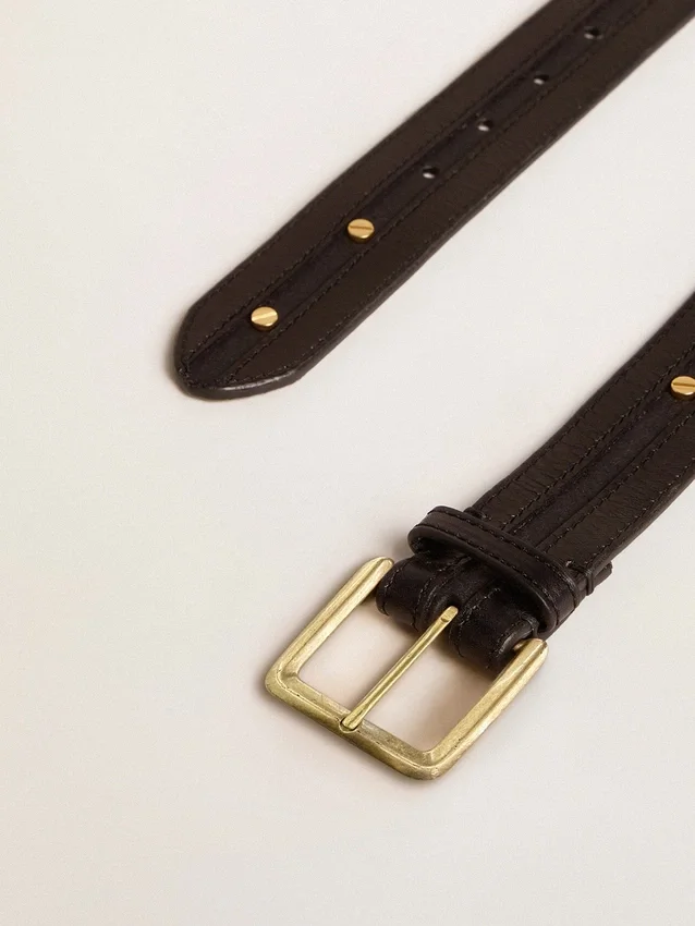 Ceinture noire pour femme en cuir délavé avec clous dorés