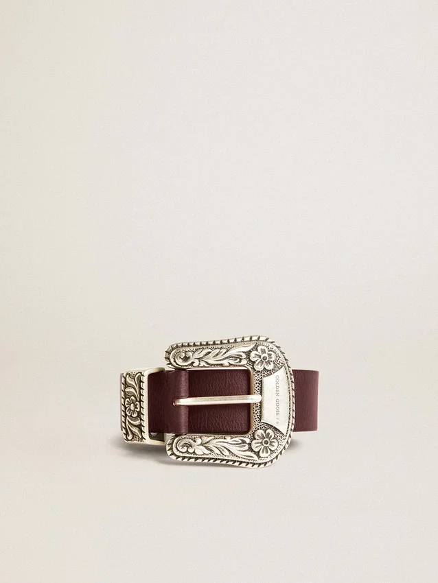 Ceinture pour femme en cuir bordeaux avec boucle argentée décorée